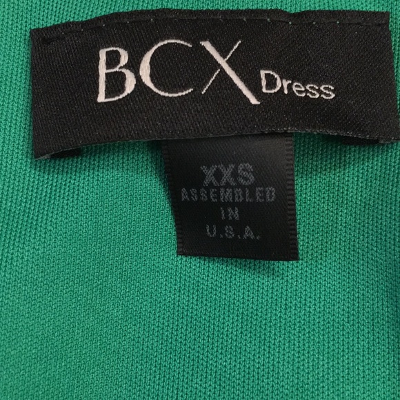 Pretty green dress with lining. So comfy! - Picture 5 of 5